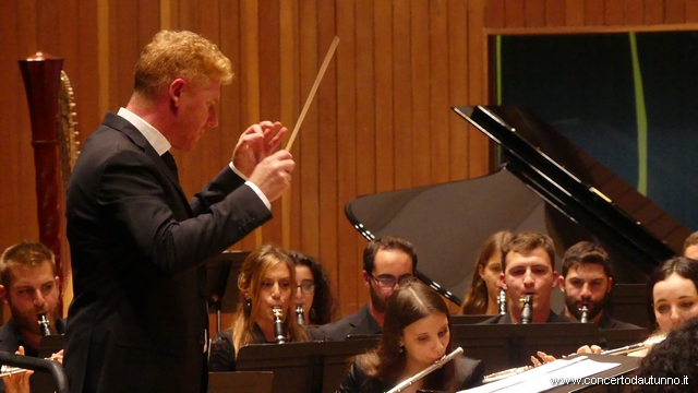 ORCHESTRA GIOVANILE DI FIATI INCRESCENDO