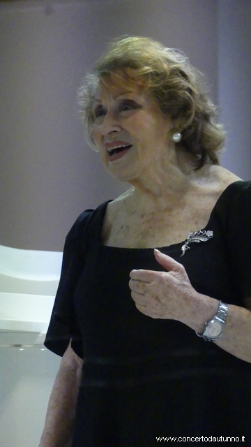 Auser Lirica Magenta