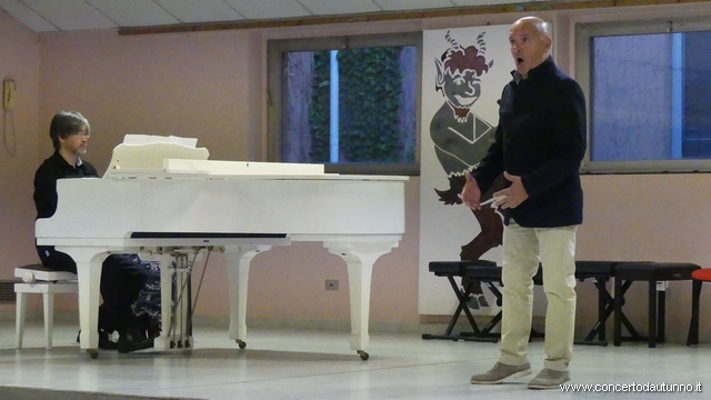 Auser Lirica Magenta