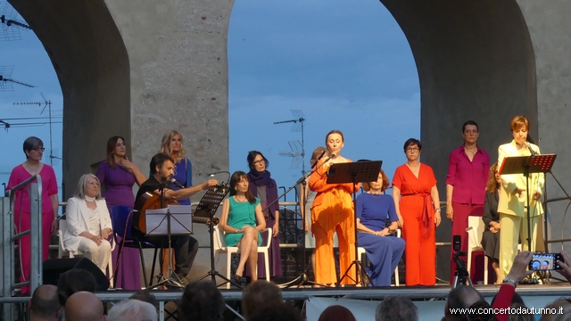 Supercali 10 anni Canzoni damore