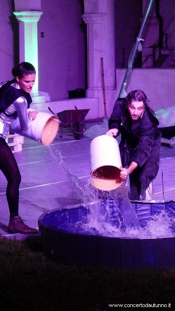 Visioni dacqua Teatro Navigli