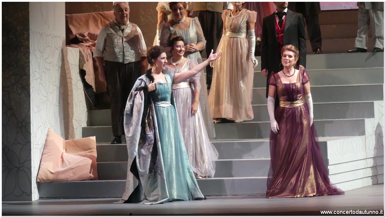 Teatro Coccia Traviata