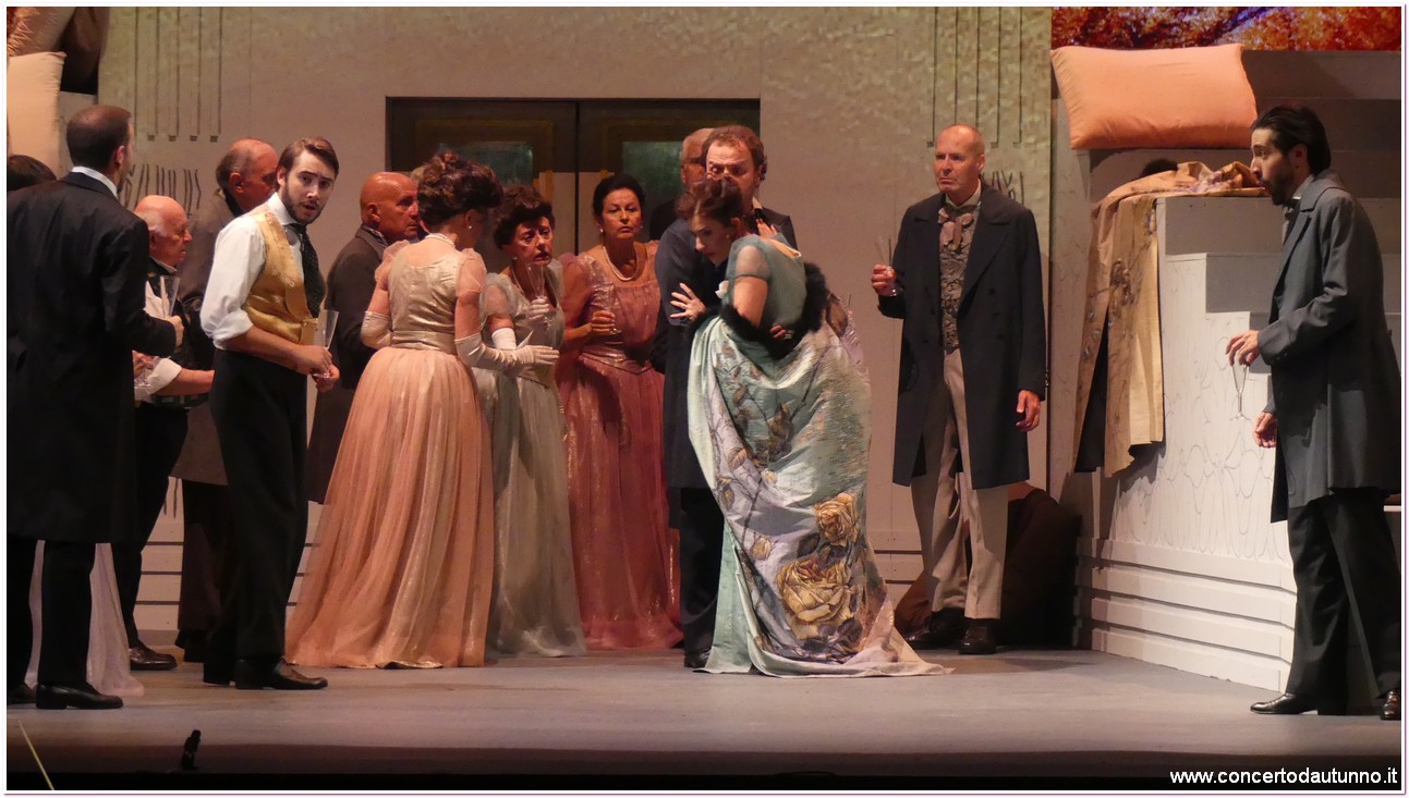 Teatro Coccia Traviata