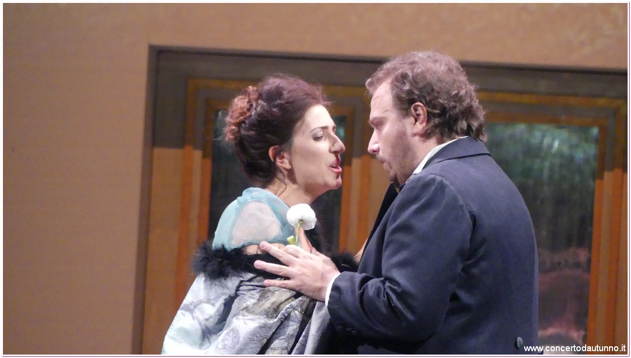 Teatro Coccia Traviata