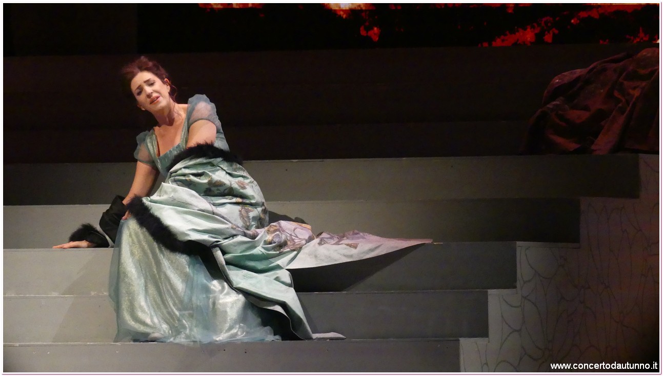 Teatro Coccia Traviata