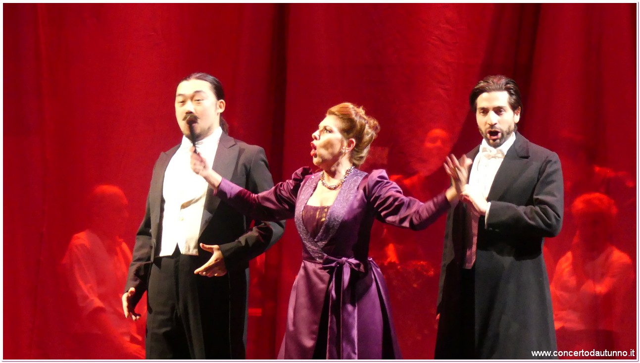 Teatro Coccia Traviata