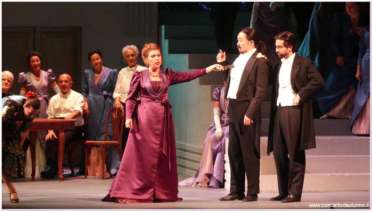 Teatro Coccia Traviata