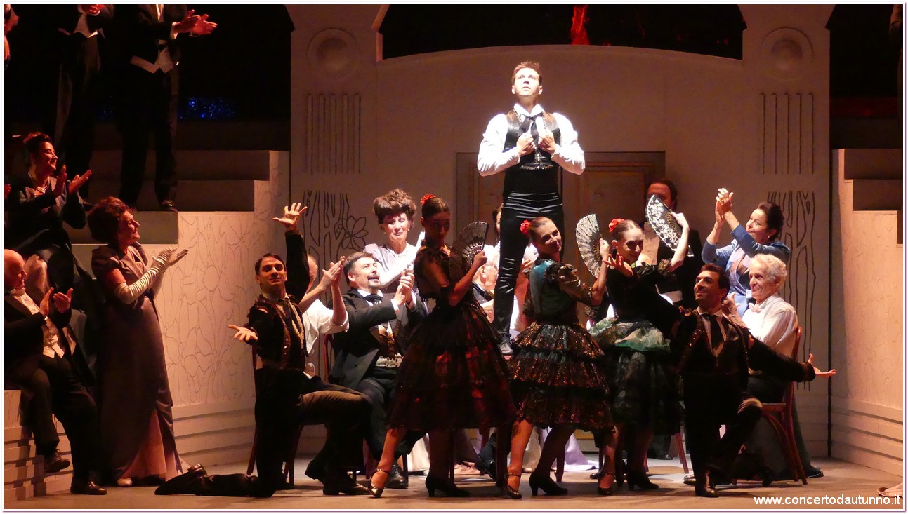 Teatro Coccia Traviata