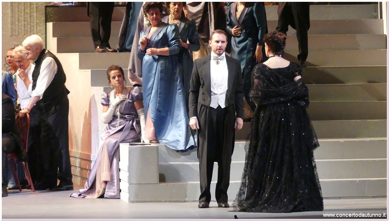 Teatro Coccia Traviata