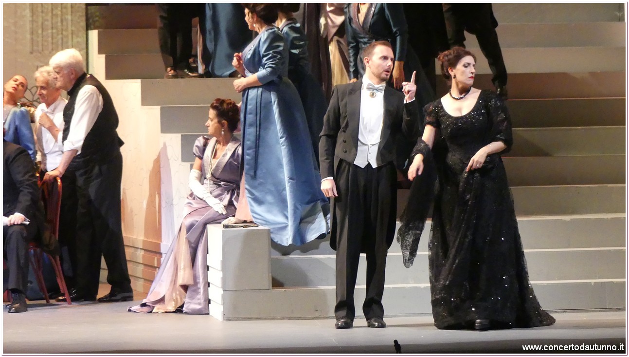 Teatro Coccia Traviata