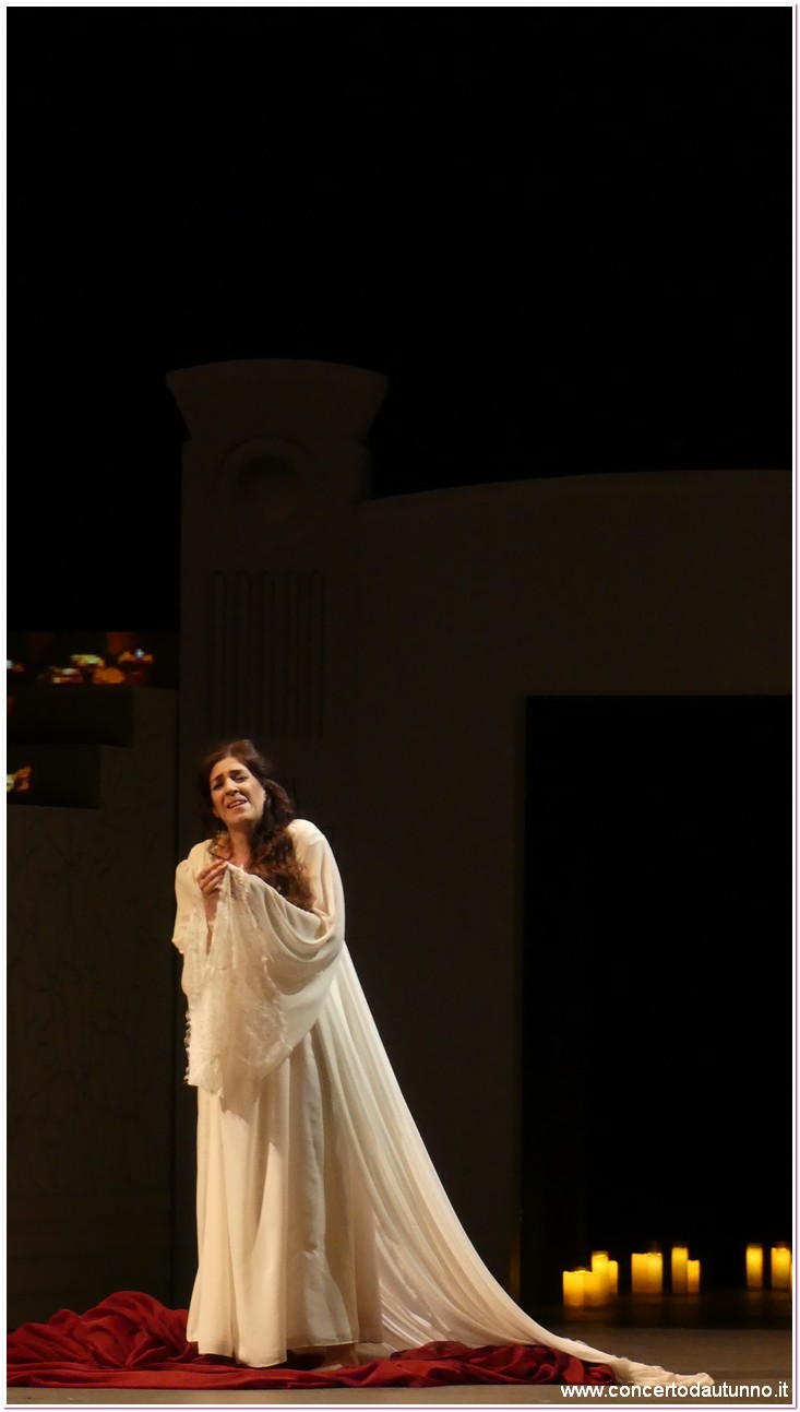 Teatro Coccia Traviata