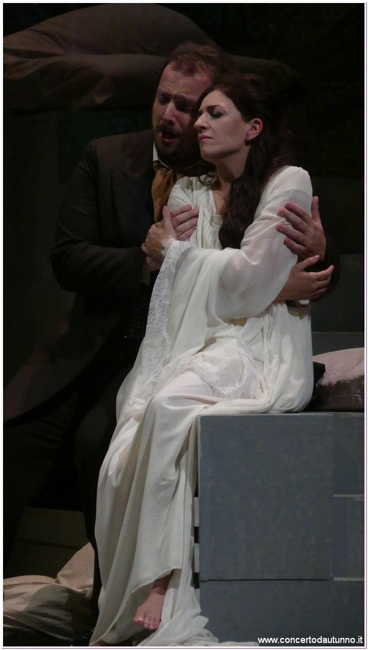 Teatro Coccia Traviata