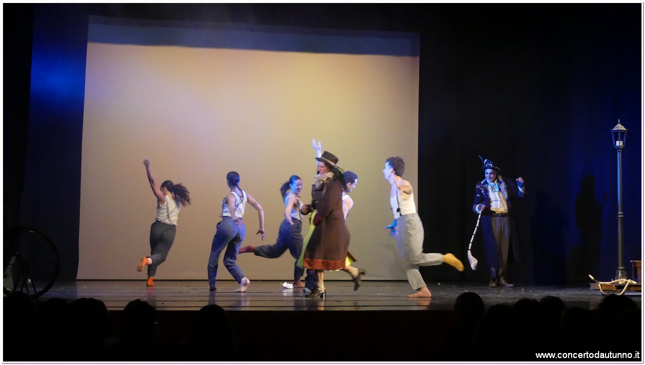 Ecoteatro Fellini Priori