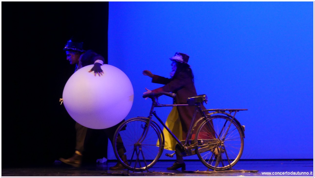 Ecoteatro Fellini Priori