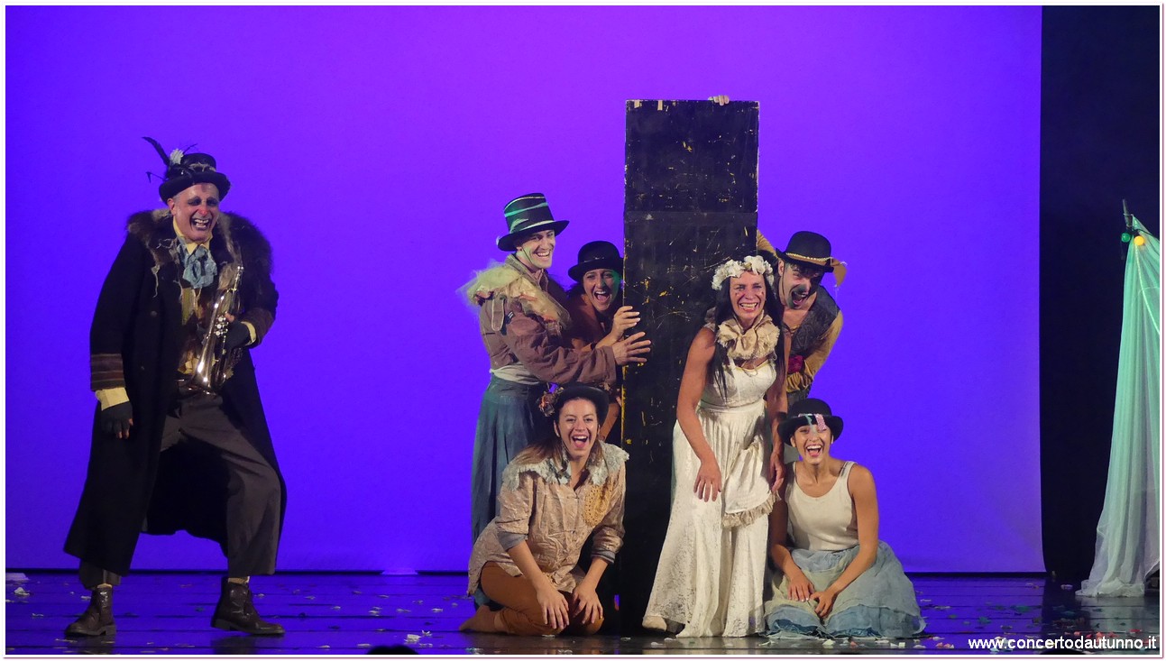 Ecoteatro Fellini Priori