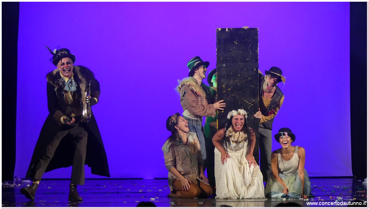 Ecoteatro Fellini Priori