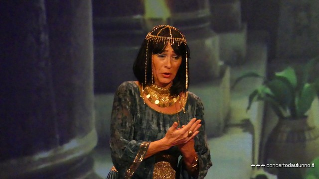 Magenta Lirico Lisca