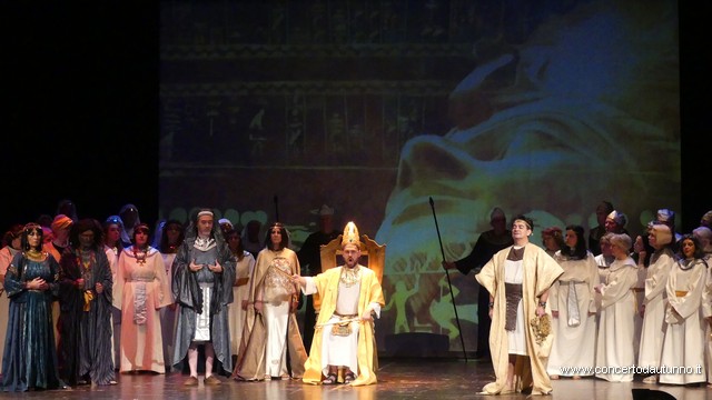 Magenta Lirico Lisca