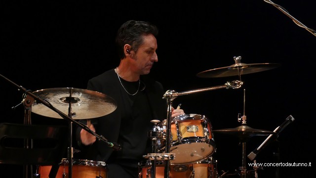 Michelangelo NARI canta AZNAVOUR