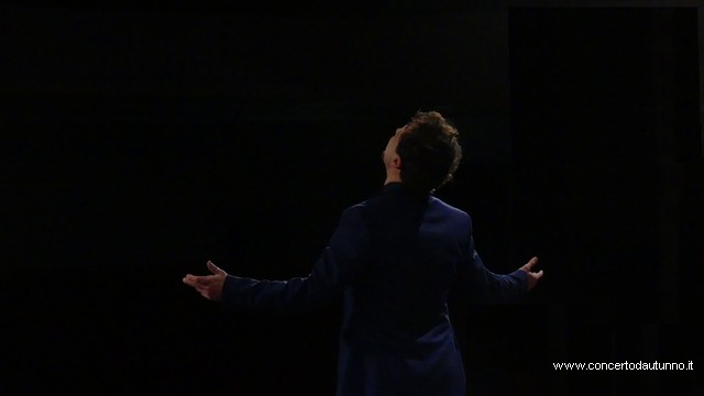 Michelangelo NARI canta AZNAVOUR