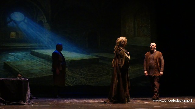Auser Magenta Trovatore al Lirico