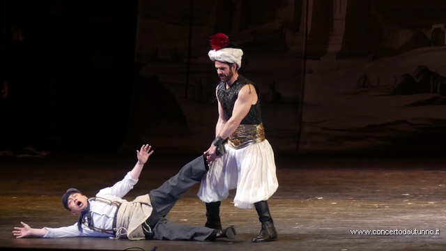 Italiana in Algeri Teatro Coccia