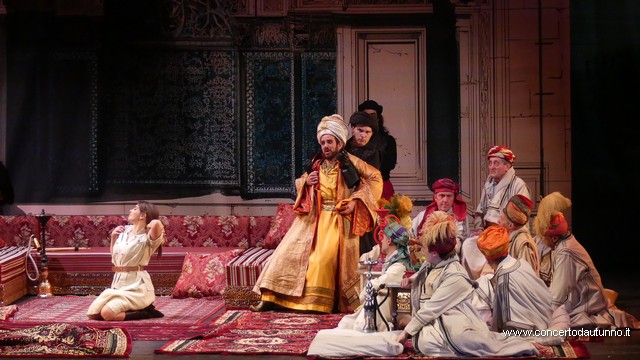 Italiana in Algeri Teatro Coccia