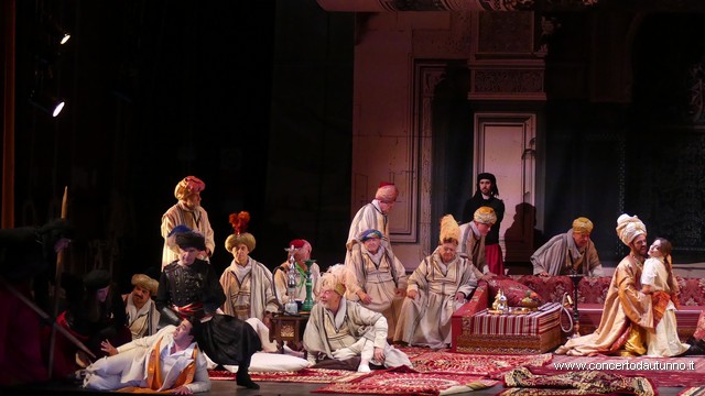 Italiana in Algeri Teatro Coccia