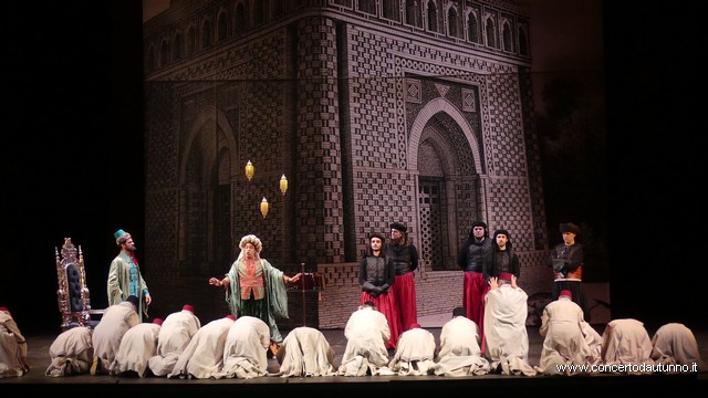 Italiana in Algeri Teatro Coccia
