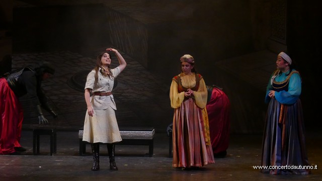 Italiana in Algeri Teatro Coccia