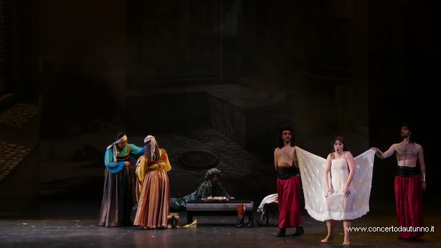 Italiana in Algeri Teatro Coccia
