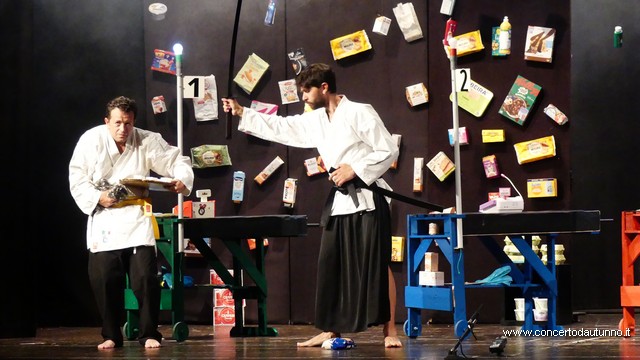 Magenta Teatro dei Navigli Saggi