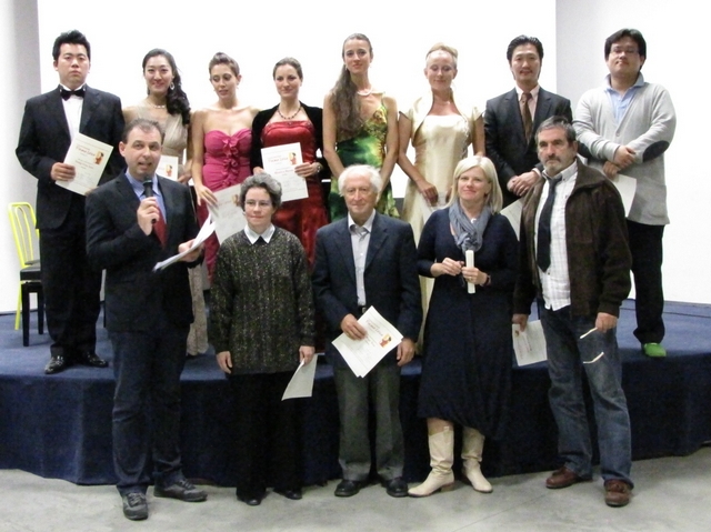 Nella foto Boaz Senator baritono