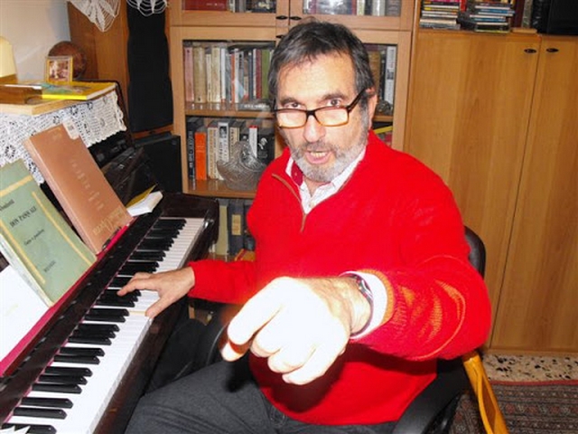 Nella foto Boaz Senator baritono